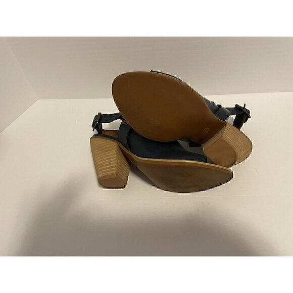 Mojo Moxy Dolce Navy Spring Shoes size 6m NEW - Picture 4 of 8